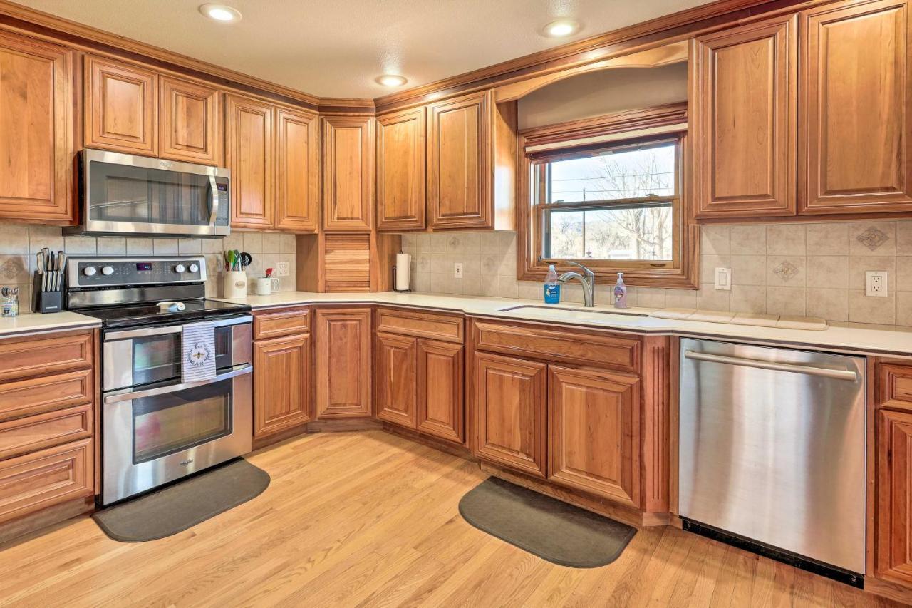 Welcoming Canon City Abode - Walk To River! Екстер'єр фото